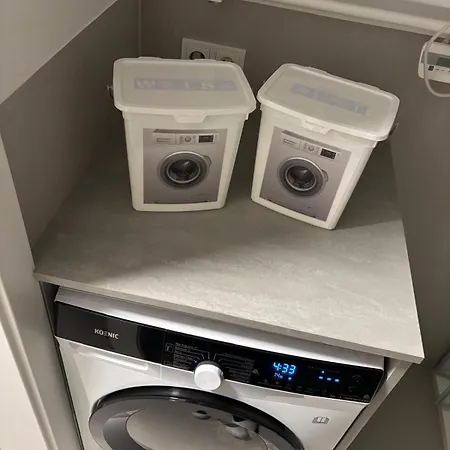 Woertherseeliebe شقة *